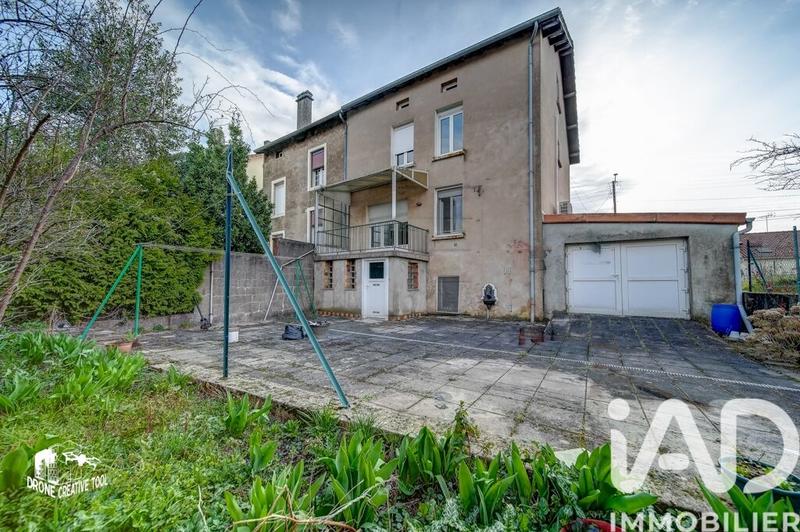 Maison - 111 m² - 7 pièces