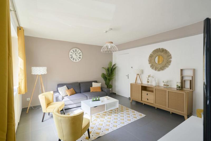 Maison - 104 m² - 5 pièces