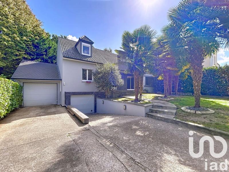 Maison - 165 m² - 7 pièces