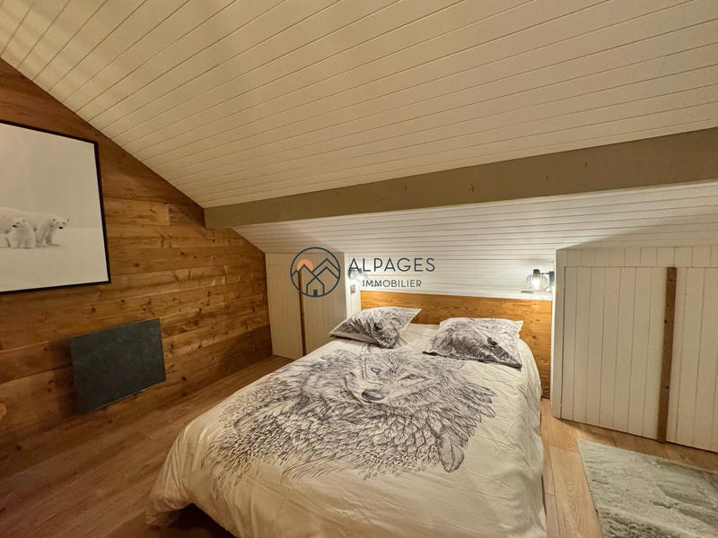 Appartement - 130 m² - 8 pièces