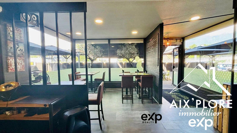 Fonds de commerce - 300 m²