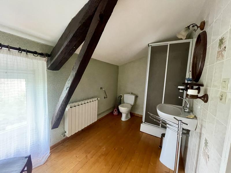 Maison - 285 m² - 9 pièces