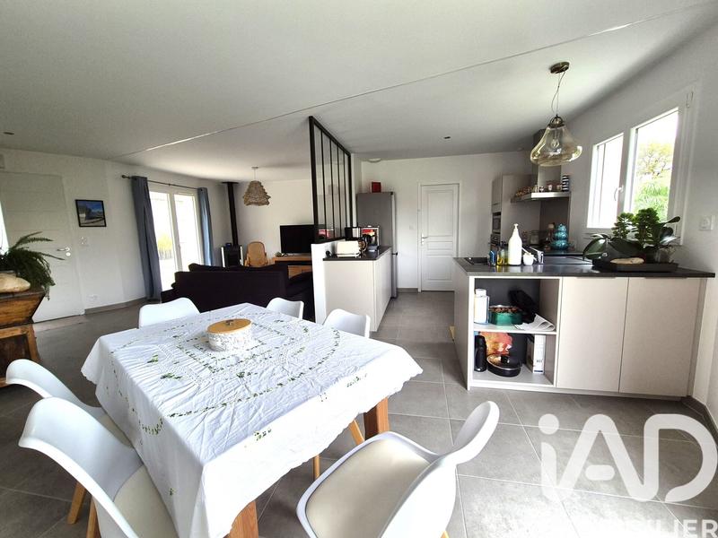 Maison - 87 m² - 5 pièces