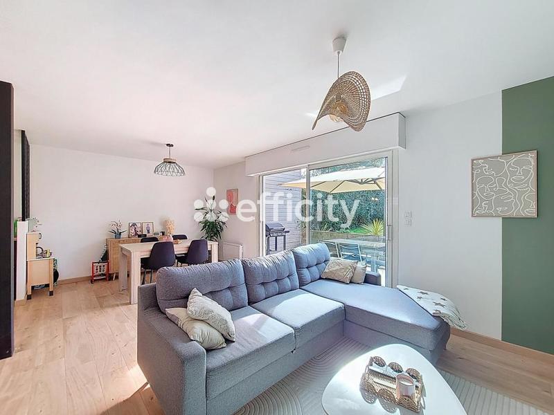 Pavillon - 90 m² - 4 pièces