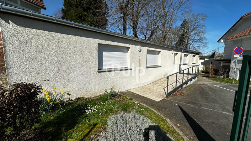 Bureau - 101 m² - 4 pièces