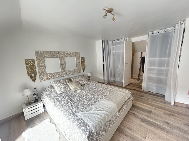 Maison - 142 m² - 6 pièces