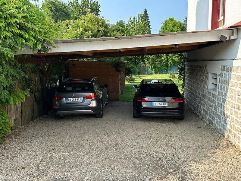 Maison - 200 m² - 8 pièces