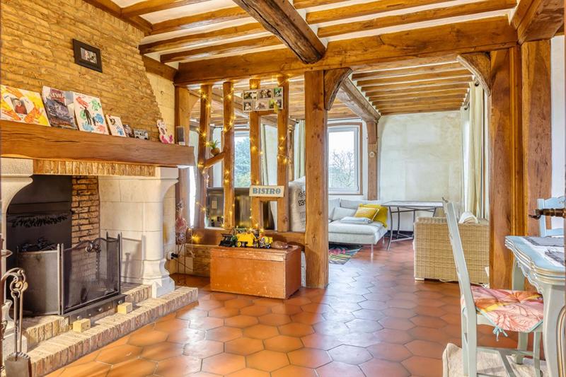 Maison - 213 m² - 10 pièces