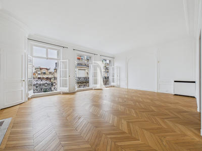 Appartement - 196 m² - 5 pièces