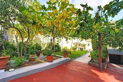 Maison - 200 m² - 7 pièces