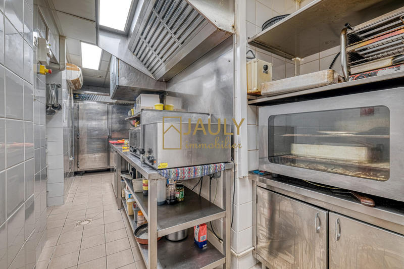 Fonds de commerce - Hôtellerie / Restauration - 154 m²