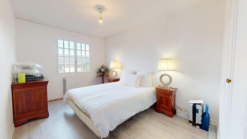 Maison - 85 m² - 5 pièces