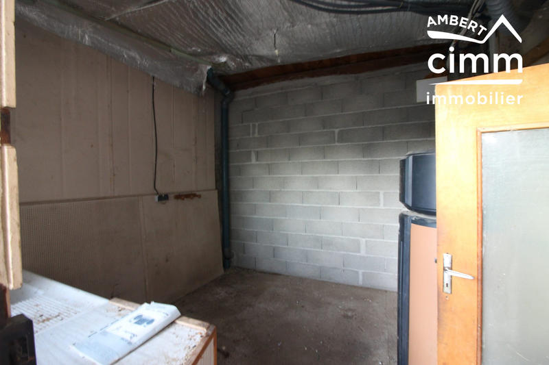 Maison - 110 m² - 10 pièces