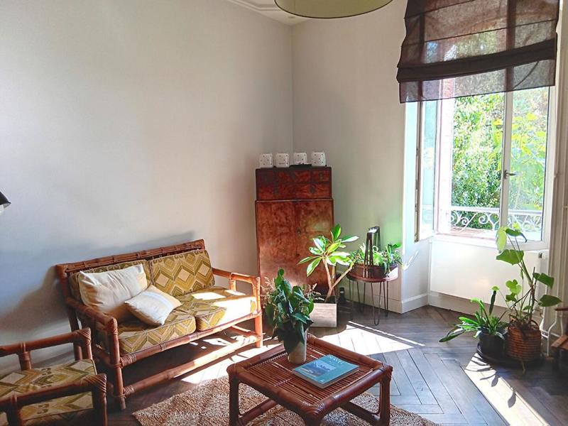 Maison - 200 m² - 8 pièces