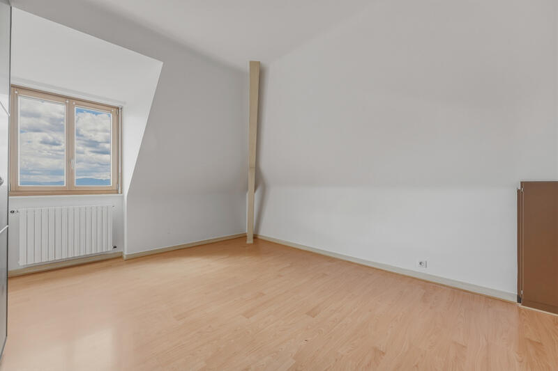 Maison - 176 m² - 6 pièces