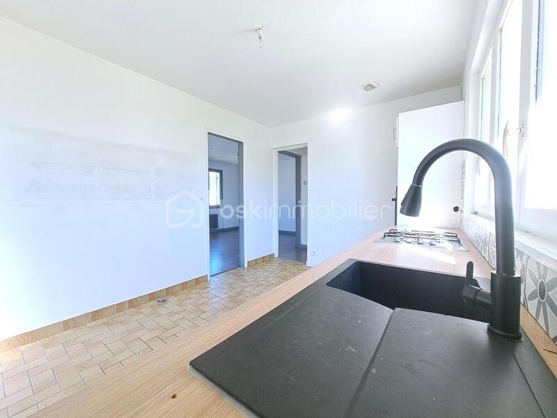 Pavillon - 160 m² - 7 pièces