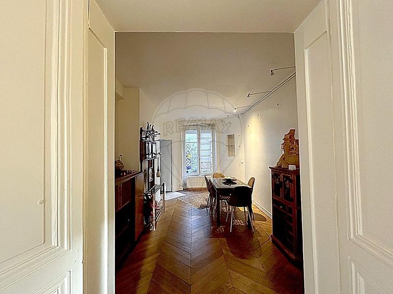 Appartement - 102 m² - 5 pièces