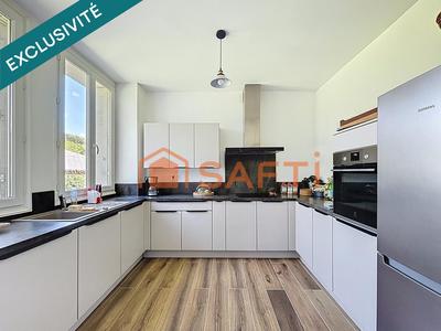 Villa - 218 m² - 7 pièces