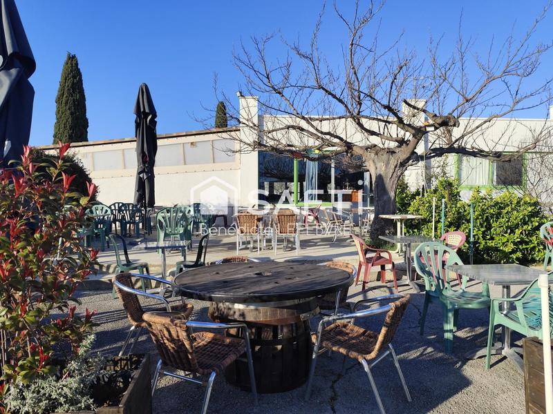 Local commercial - 3 000 m²