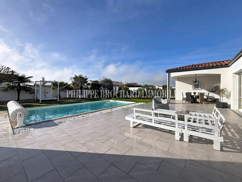 Maison contemporaine - 148 m² - 7 pièces