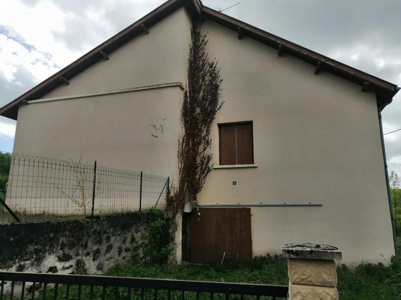 Villa - 100 m² - 5 pièces