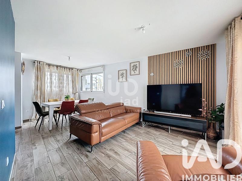 Maison - 98 m² - 5 pièces