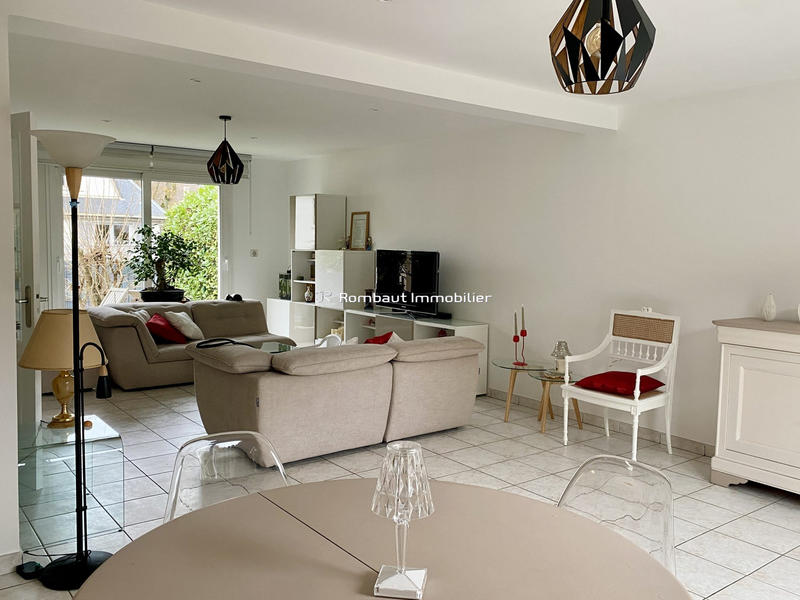 Maison - 137 m² - 6 pièces