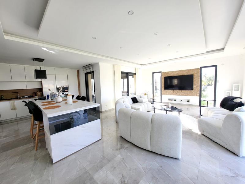 Villa - 140 m² - 6 pièces