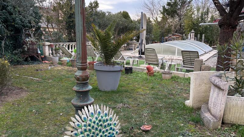 Maison - 187 m² - 9 pièces