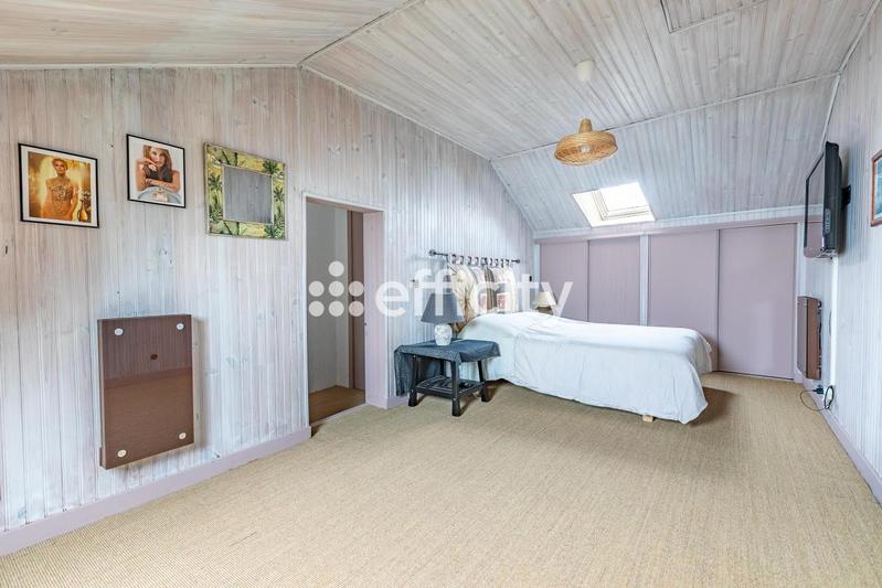 Maison - 133 m² - 6 pièces