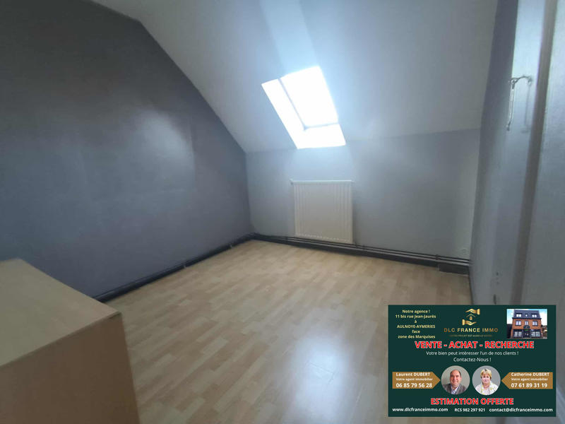 Maison - 250 m² - 8 pièces