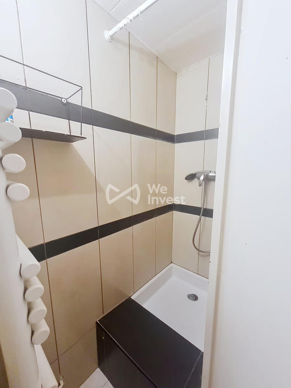 Appartement - 93 m² - 5 pièces