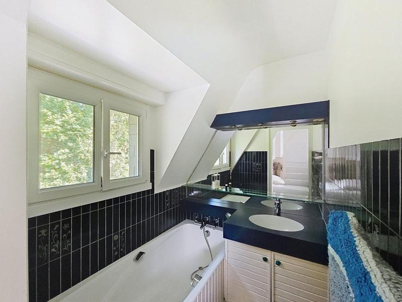 Villa - 190 m² - 7 pièces