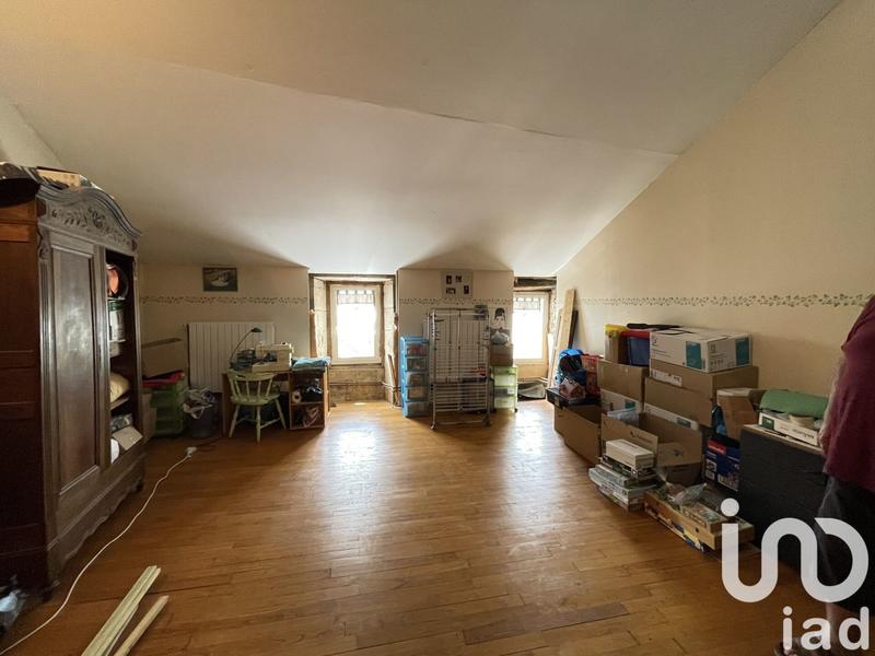 Maison - 201 m² - 6 pièces