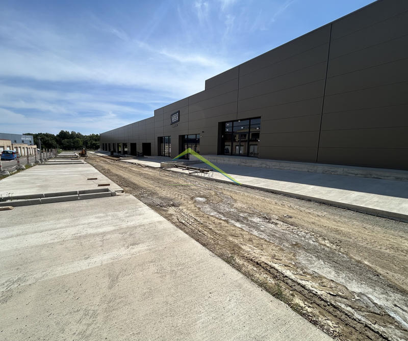 Local commercial - 275 m²