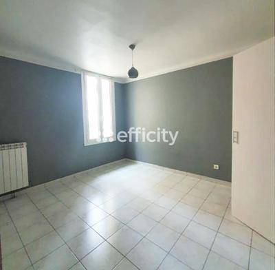 Appartement - 100 m² - 4 pièces