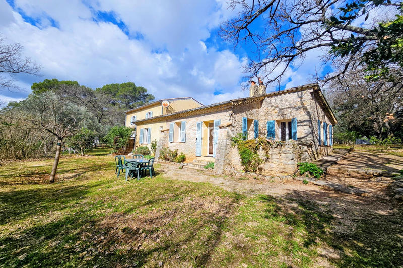 Bastide - 216 m² - 9 pièces