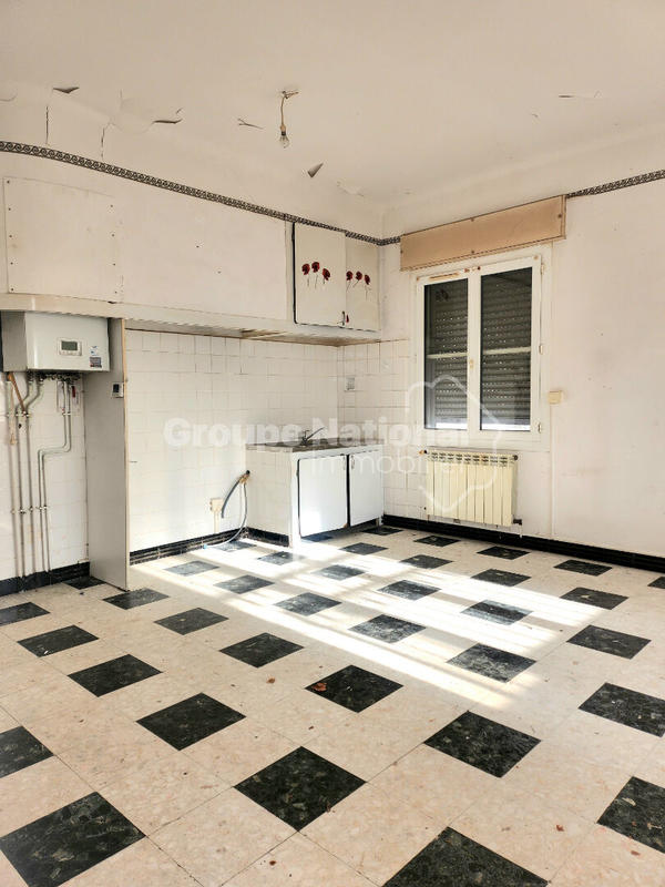 Appartement - 140 m² - 5 pièces