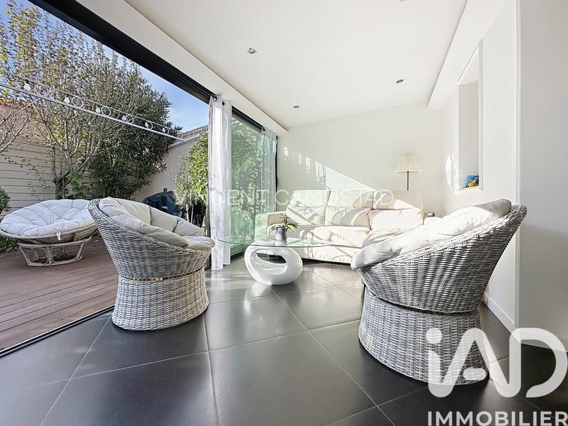 Maison - 177 m² - 6 pièces