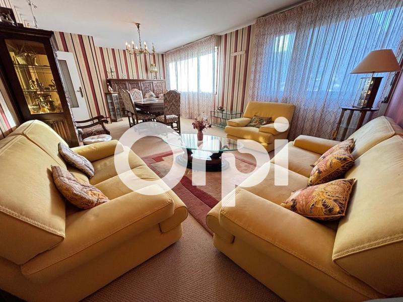 Appartement - 80 m² - 3 pièces