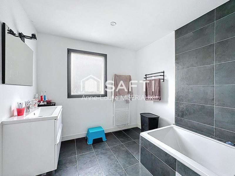 Maison - 150 m² - 6 pièces