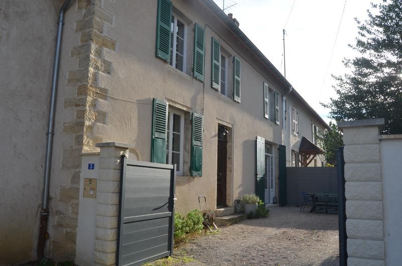 Maison de village - 206 m² - 7 pièces