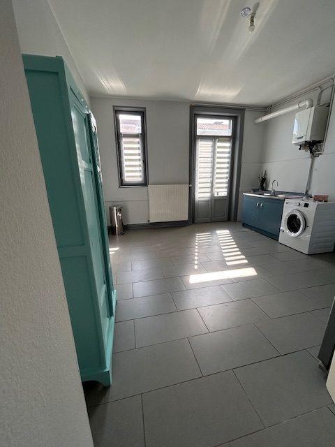 Appartement - 104 m² - 4 pièces