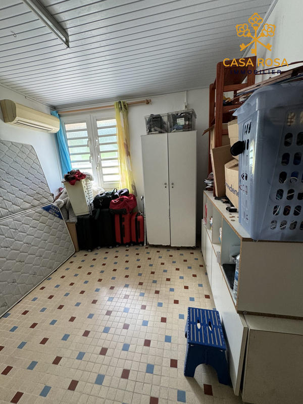 Maison traditionnelle - 94 m² - 4 pièces