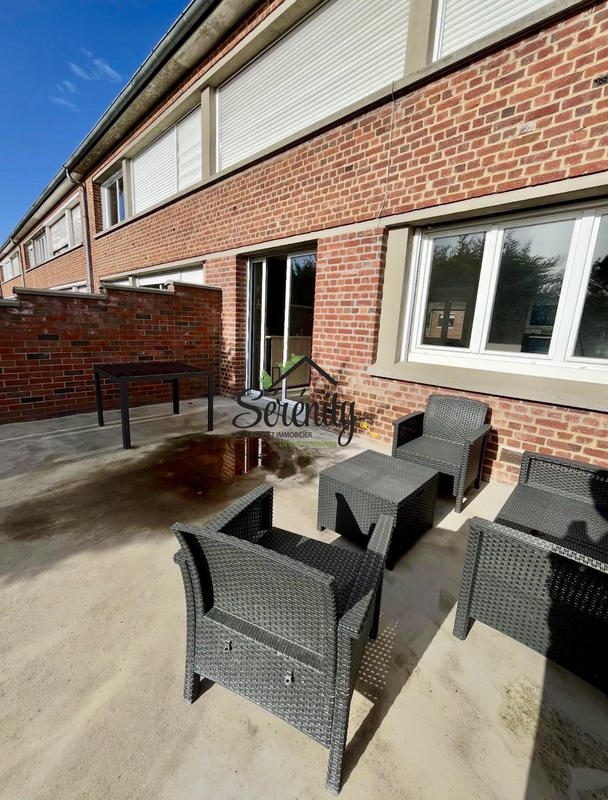 Maison - 90 m² - 5 pièces