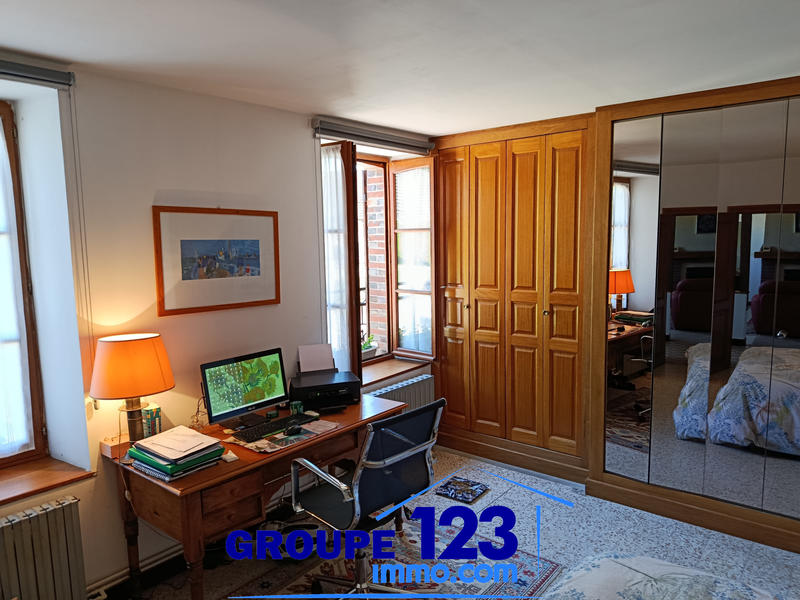 Maison - 102 m² - 4 pièces