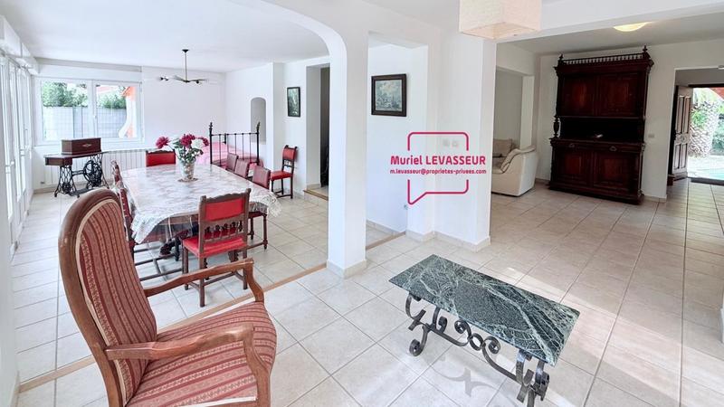 Villa - 160 m² - 7 pièces