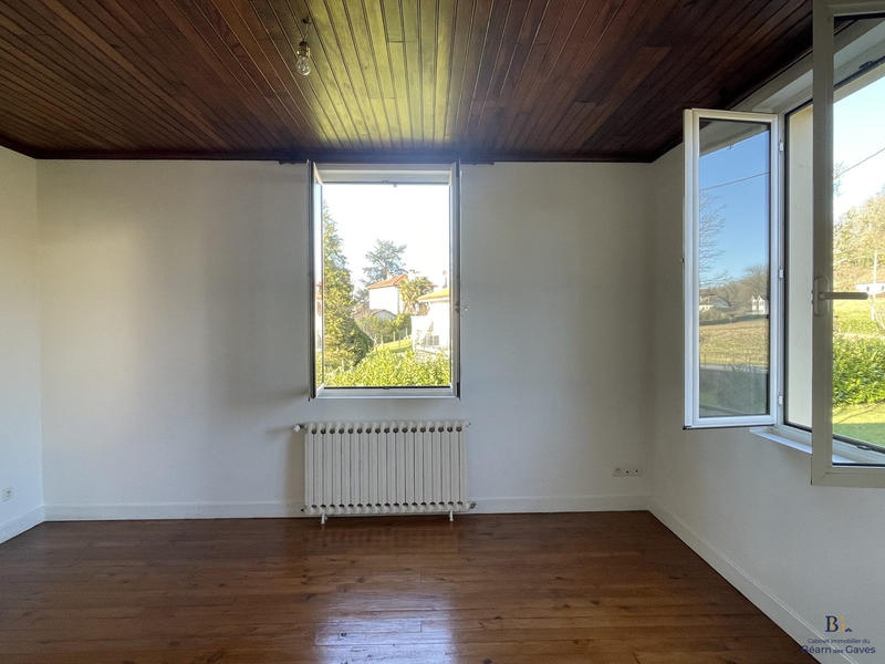 Maison traditionnelle - 130 m² - 5 pièces