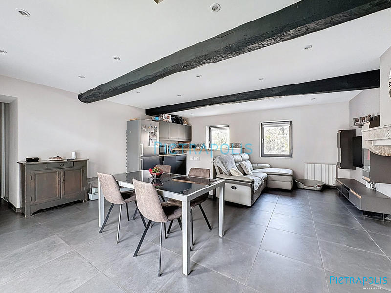 Maison - 137 m² - 6 pièces