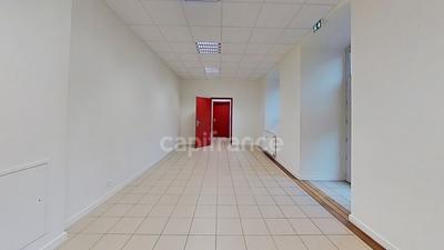 Bureau - 150 m² - 9 pièces